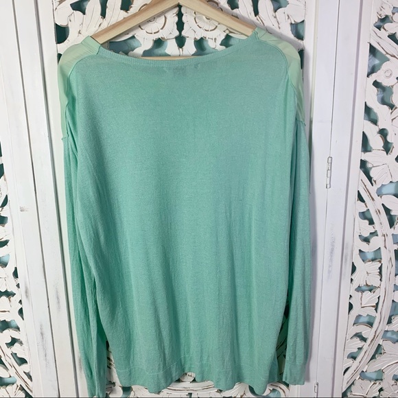 Vince. Mint Green Silk Tunic Top - Picture 6 of 7